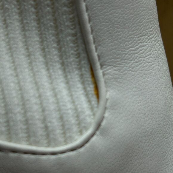 Steve Madden Scavenge Ankle Boots Pointed Toe Shoes Winter White Women 6M - Picture 9 of 11